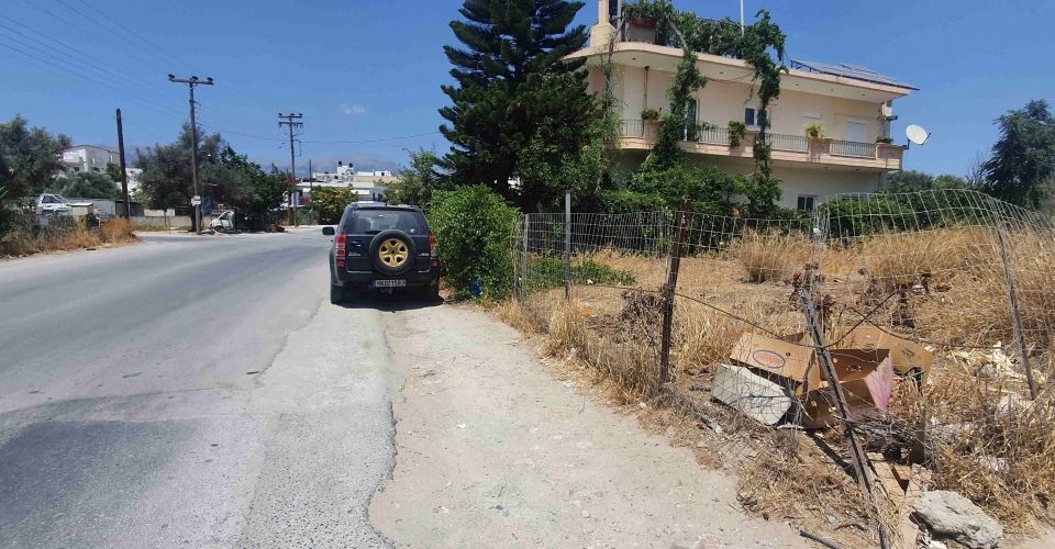 ΟΙΚΟΠΕΔΟ 520 m² ΠΡΟΣ ΠΩΛΗΣΗ ΣΤΙΣ ΜΟΙΡΕΣ (ΣΤΟΝ ΠΟΜΠΙΑΝΟ ΔΡΟΜΟ)