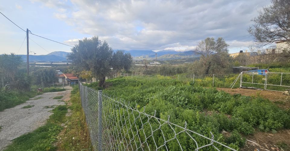 LAND PLOT 370 m² FOR SALE IN VORI