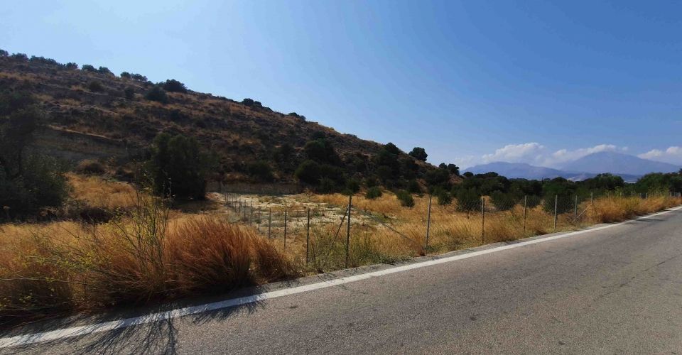 LAND PLOTS 2.881 m² FOR SALE IN KAMILARI