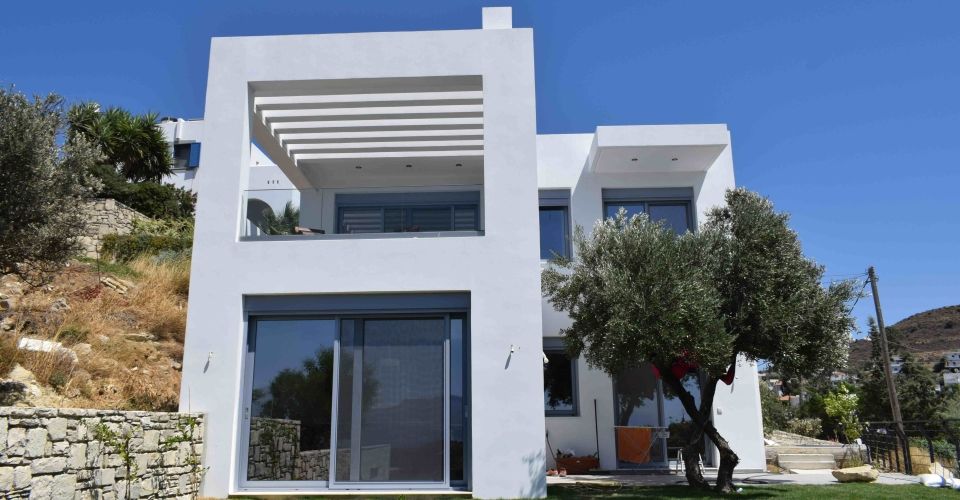 HOUSE 150 m² FOR SALE IN KAMILARI 