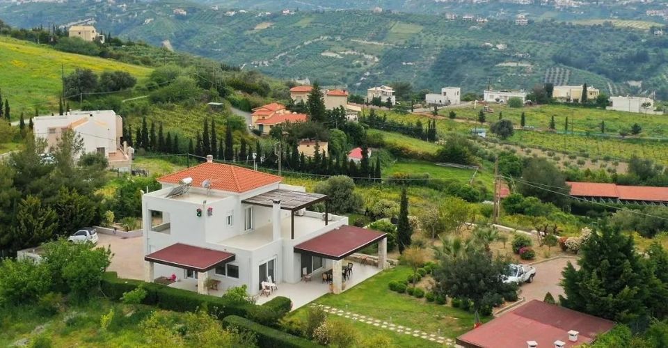 LUXURY VILLA 470 m² ZUM VERKAUF IN DER SIEDLUNG OF ATHANATOI