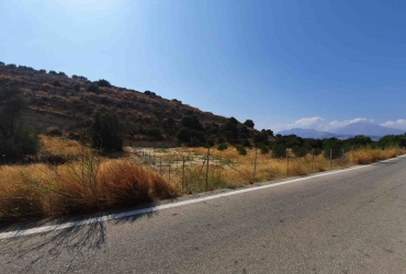 LAND PLOTS 2.881 m² FOR SALE IN KAMILARI